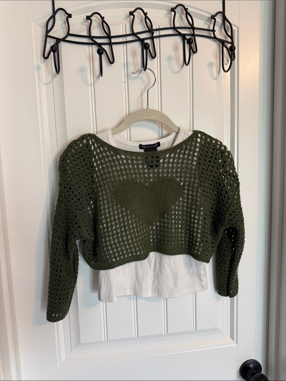 Xtraordinary Olive Green Cropped Open-Knit Sweater with Heart Motif